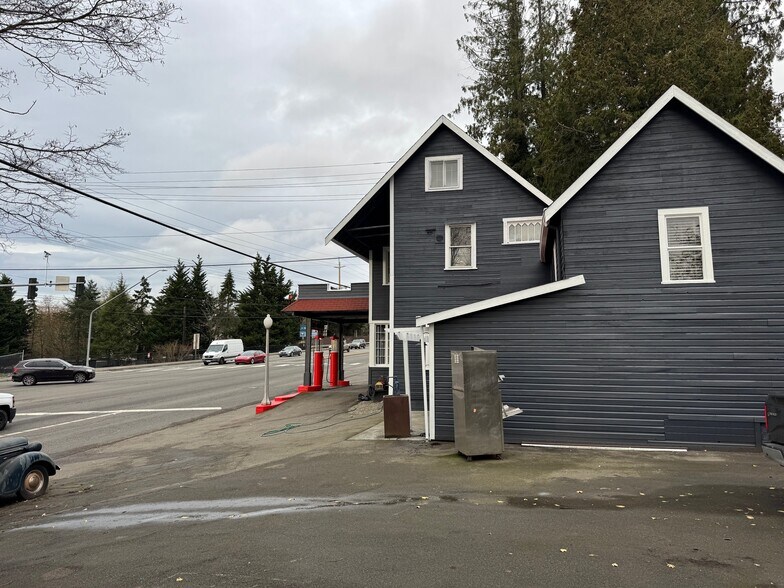 16401 Highway 99, Lynnwood, WA à louer - Photo du bâtiment - Image 3 de 11