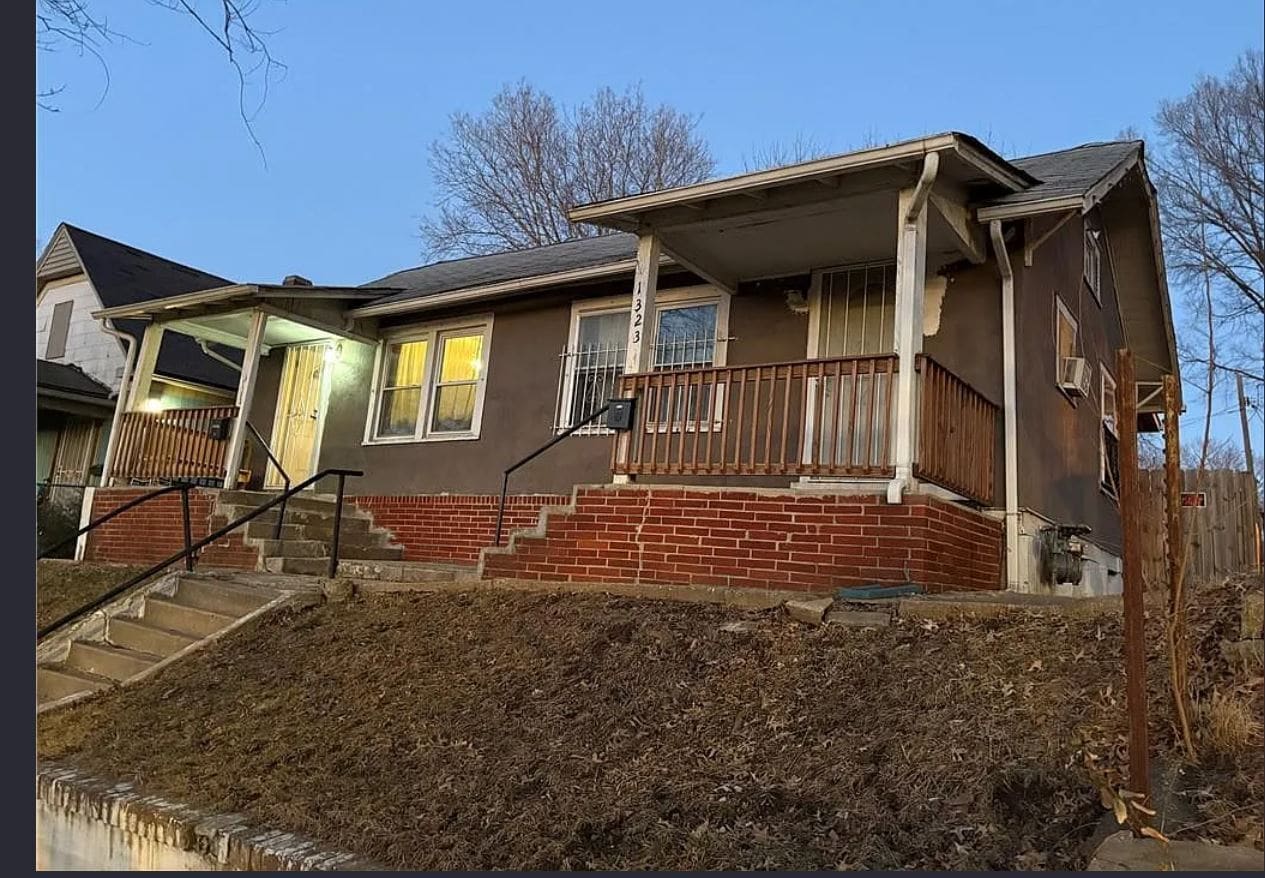 1321 Van Brunt Blvd, Kansas City, MO for sale Primary Photo- Image 1 of 2