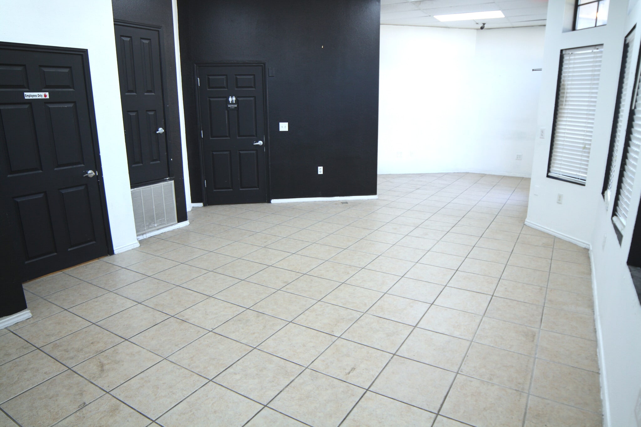 3010-3012 N Saint Marys St, San Antonio, TX à louer Photo intérieure- Image 1 de 3