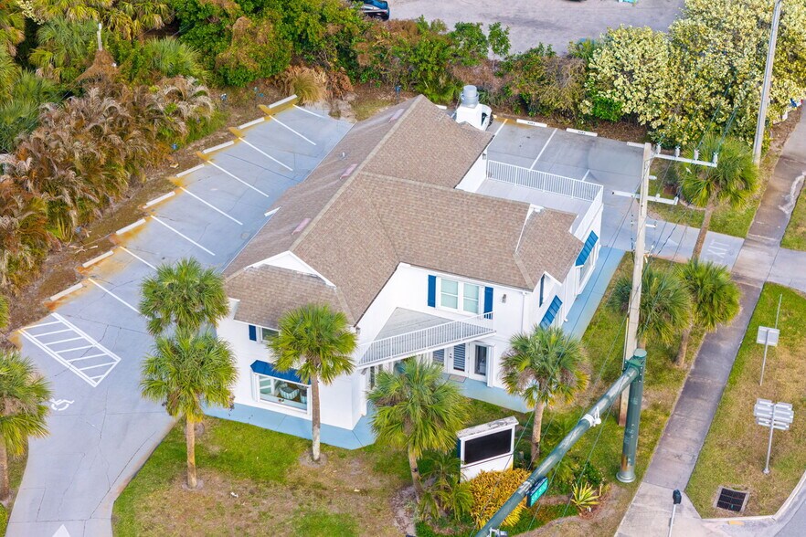 9300 N A1A, Vero Beach, FL à vendre - Photo du bâtiment - Image 3 de 93