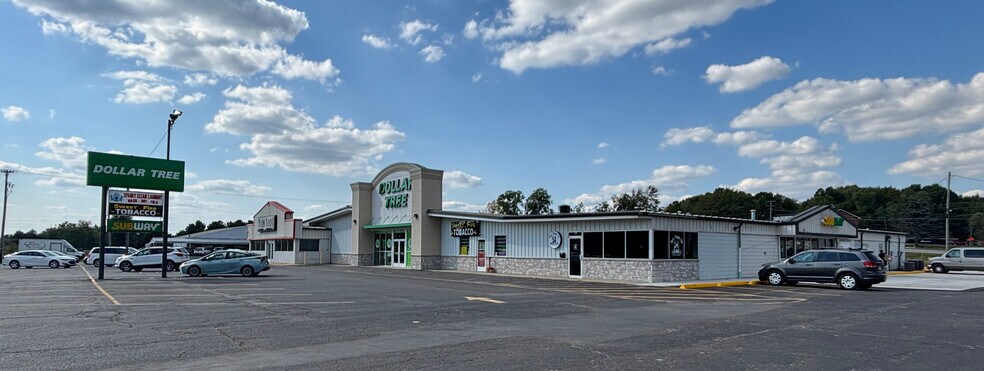 800-836 W Bellevue St, Leslie, MI à louer - Photo du bâtiment - Image 2 de 5