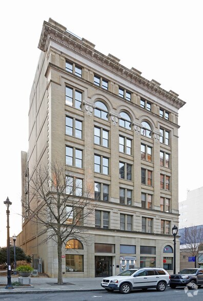 133 Fayetteville St, Raleigh, NC à louer - Photo du bâtiment - Image 3 de 8