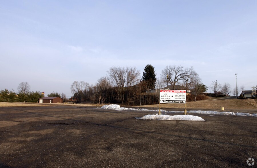 1203 Front Ave SW, New Philadelphia, OH à vendre - Photo du bâtiment - Image 3 de 3