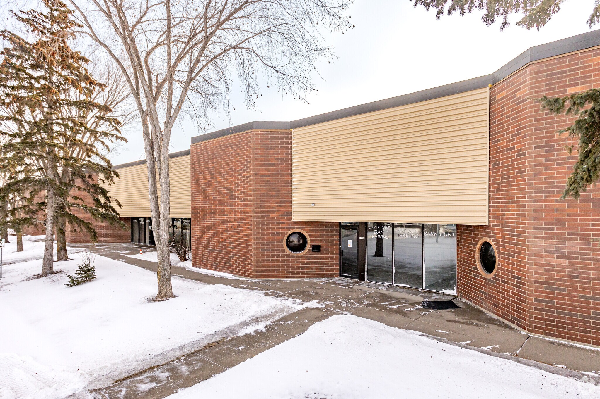 17559 108 Av NW, Edmonton, AB for sale Primary Photo- Image 1 of 1