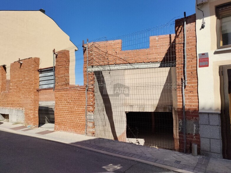 Terrain dans El Espinar, Segovia à vendre - Photo du bâtiment - Image 1 de 8
