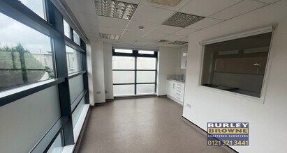 247-251 Soho Rd, Birmingham for lease Interior Photo- Image 2 of 8