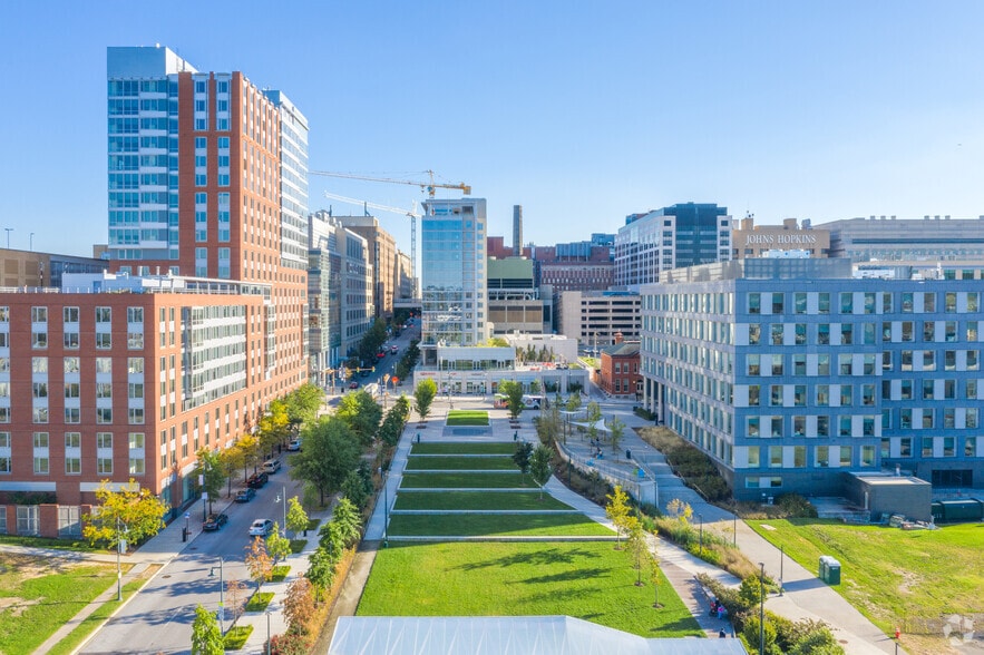 800 N Wolfe St, Baltimore, MD for lease - Building Photo - Image 3 of 11