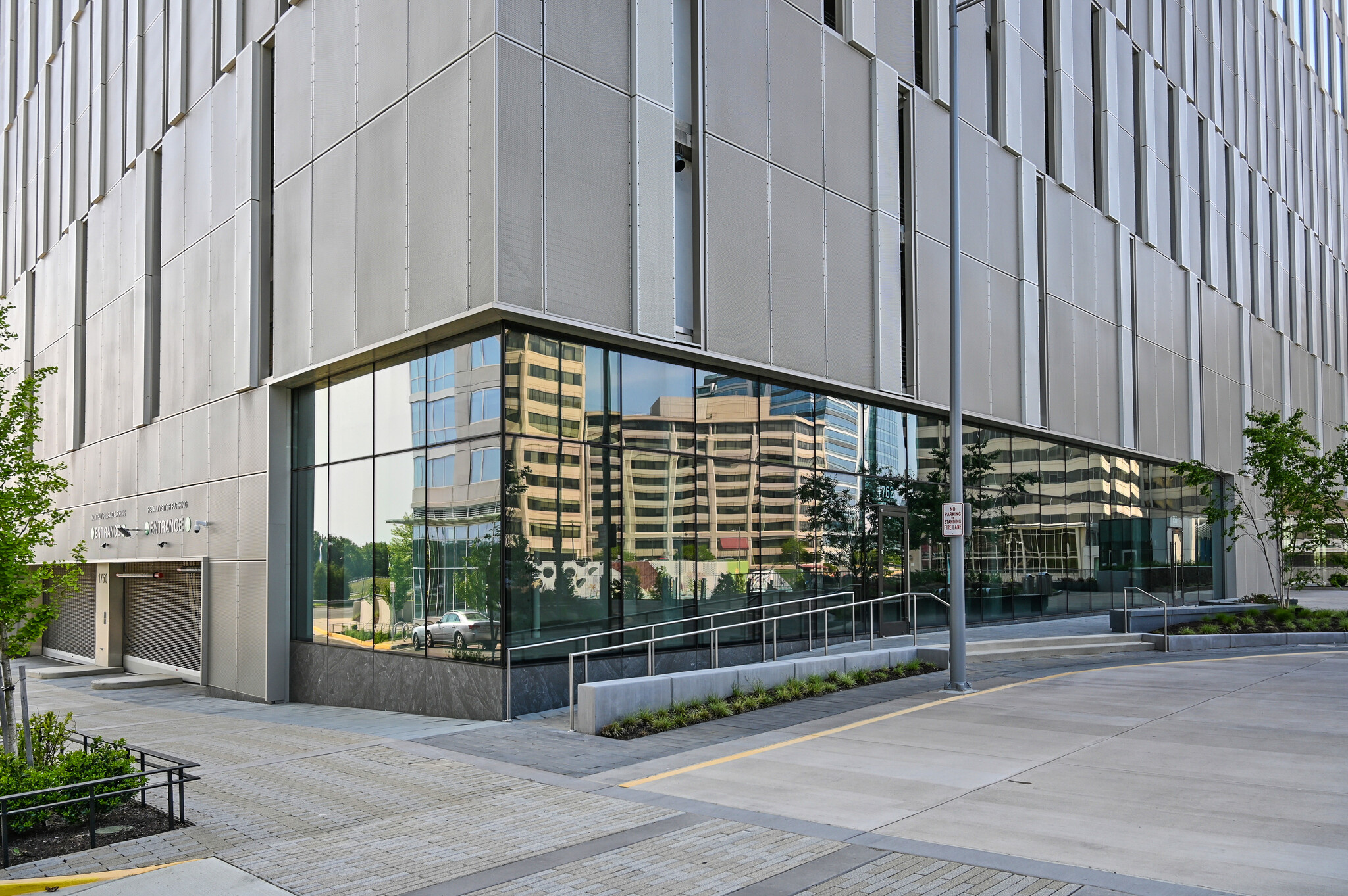 1750 Tysons Central St, Vienna, VA for lease Building Photo- Image 1 of 4