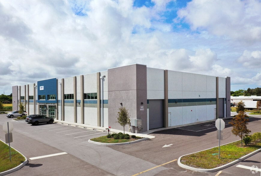 9310 Ulmerton Rd, Largo, FL for sale - Building Photo - Image 2 of 9