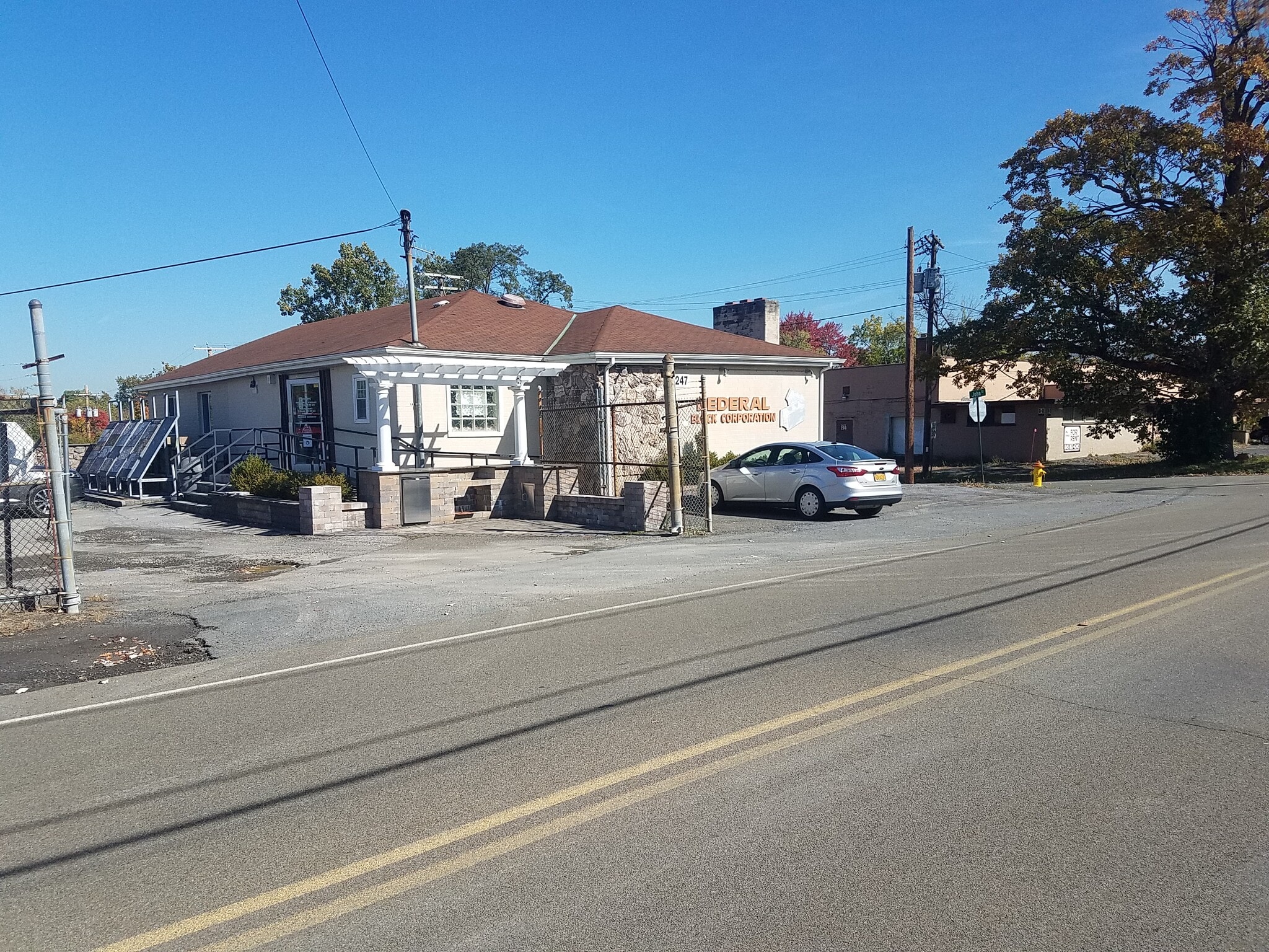 144 John St, New Windsor Township, NY for sale Primary Photo- Image 1 of 22