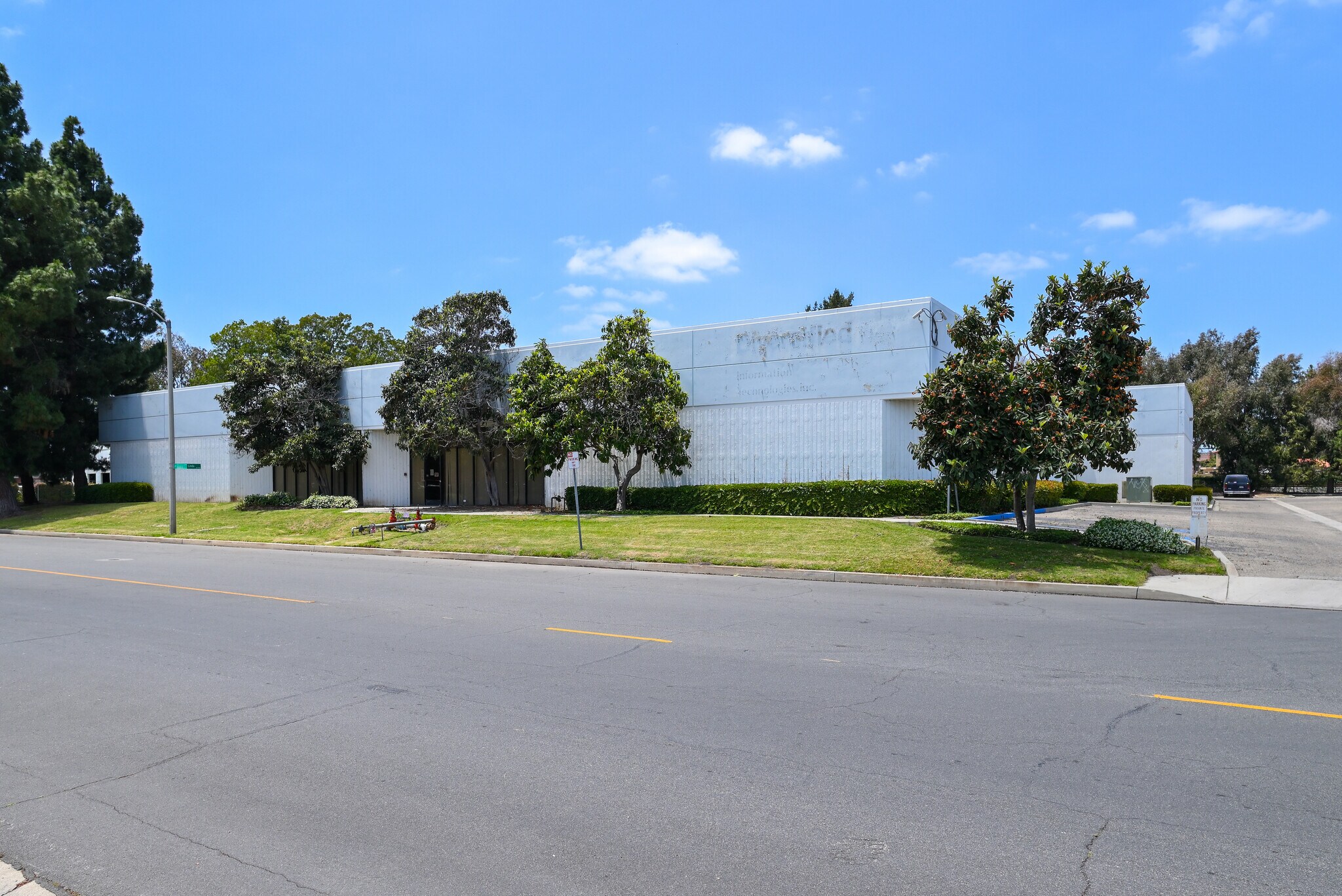 709 Via Alondra, Camarillo, CA for lease Building Photo- Image 1 of 9