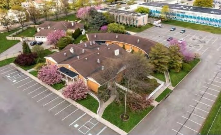 720 Albin Ave, West Babylon, NY for lease - Building Photo - Image 2 of 11