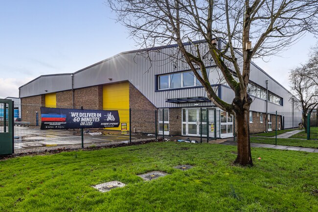 More details for Rye Park Industrial Estate, Hoddesdon - Industrial for Lease