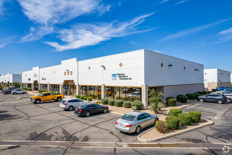 3634 E Southern Ave, Phoenix, AZ à louer - Photo du bâtiment - Image 2 de 31