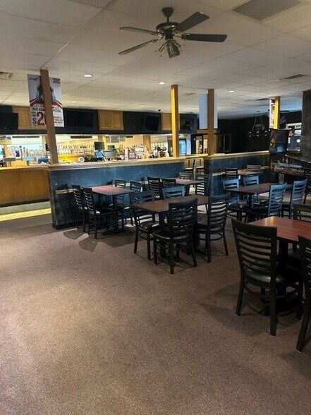 2850 William St, Buffalo, NY à vendre - Photo intérieure - Image 2 de 29