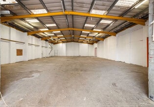 14 Felixstowe Rd, London for lease Interior Photo- Image 1 of 4