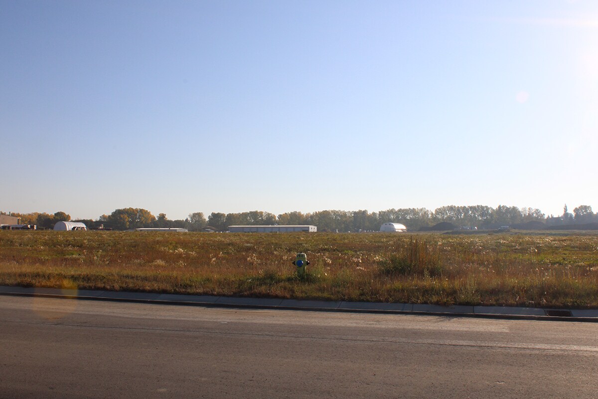 3560 60 Avenue, Innisfail, AB for sale Building Photo- Image 1 of 5