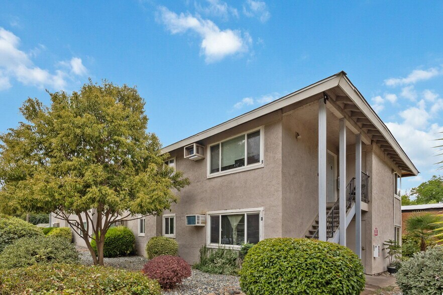 1150 Pine St, Oroville, CA à vendre - Photo du bâtiment - Image 3 de 6