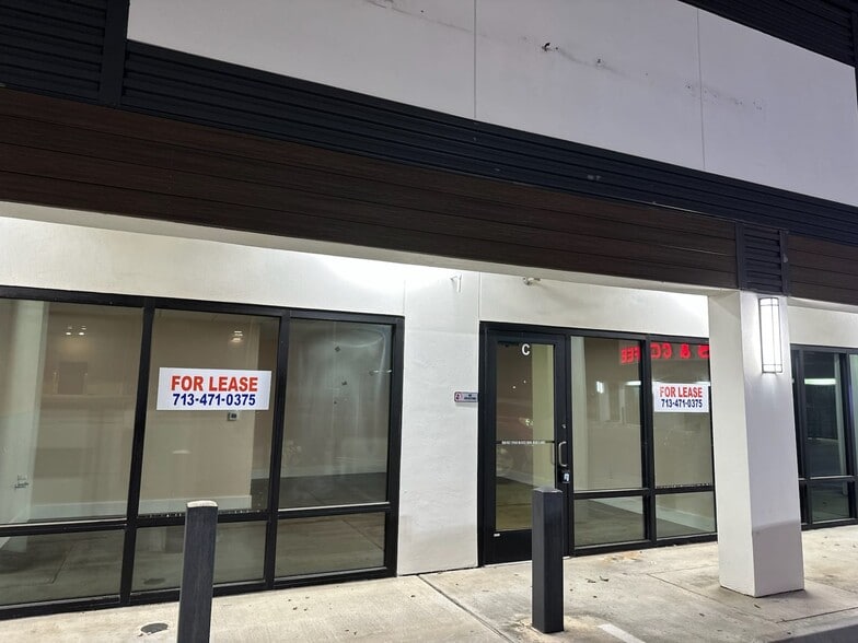 113 Oyster Creek Dr, Lake Jackson, TX for lease - Building Photo - Image 1 of 3