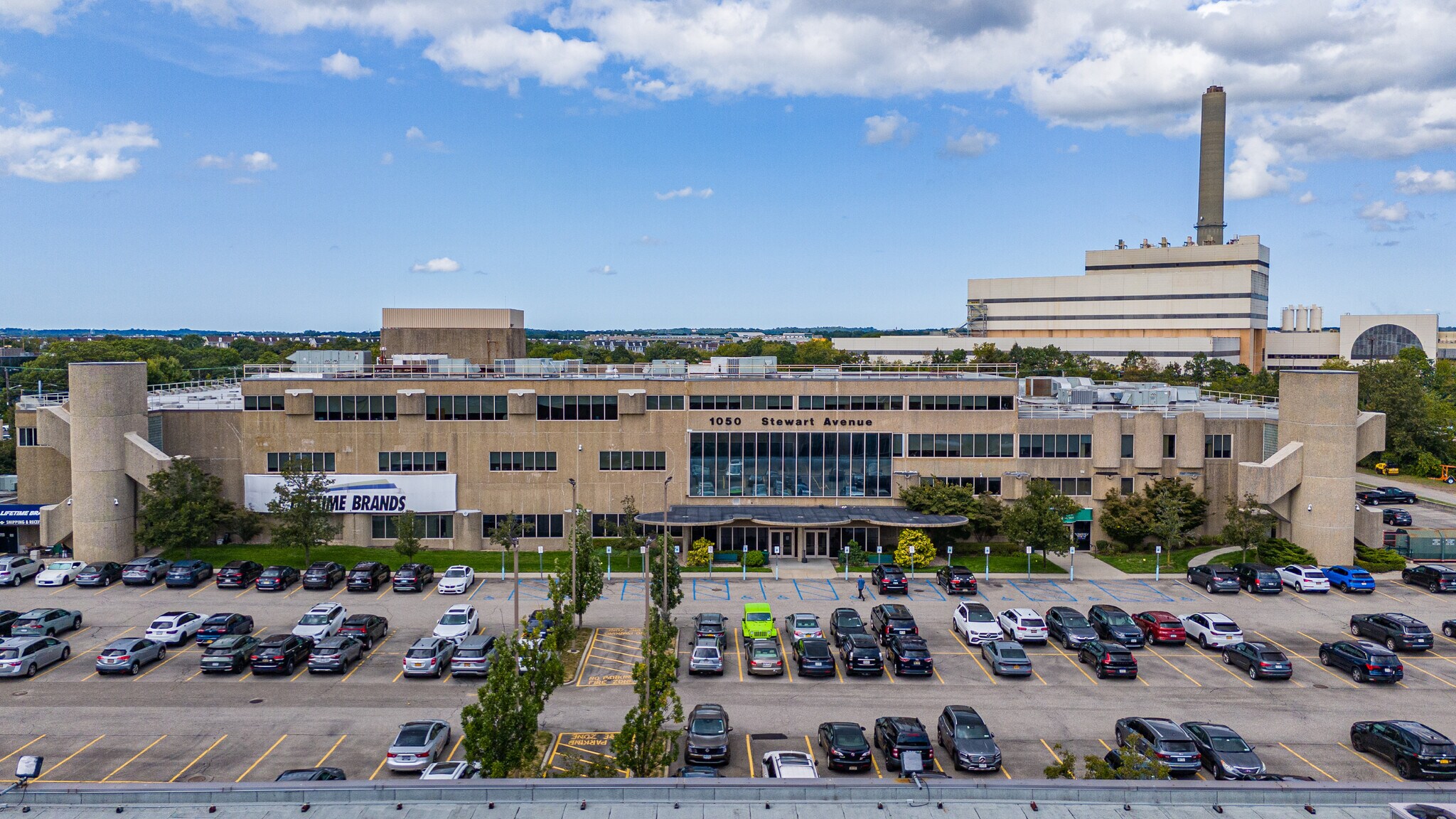 1000 Stewart Ave, Garden City, NY for lease Primary Photo- Image 1 of 4