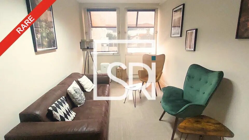 Bureau dans Clermont-Ferrand à vendre - Photo du bâtiment - Image 2 de 12