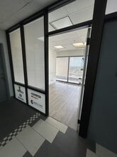 900 W 49th St, Hialeah, FL for lease Interior Photo- Image 1 of 4