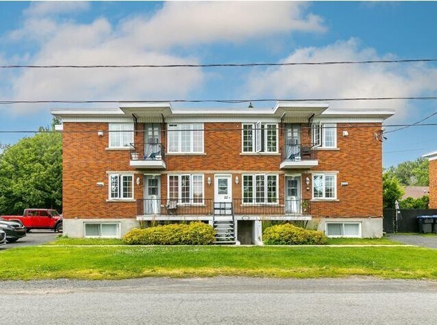 81-85B Rue O'cain, Saint-jean-sur-richelieu, QC à vendre Photo principale- Image 1 de 1