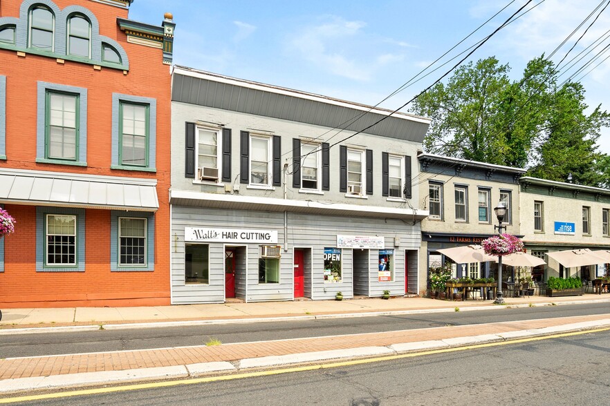 108-112 North Main Street, Hightstown, NJ à vendre - Photo principale - Image 1 de 1