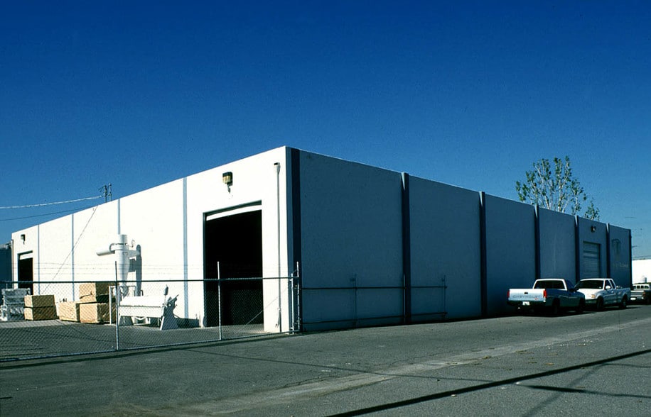 2910-2912 E Blue Star St, Anaheim, CA for lease - Other - Image 2 of 5