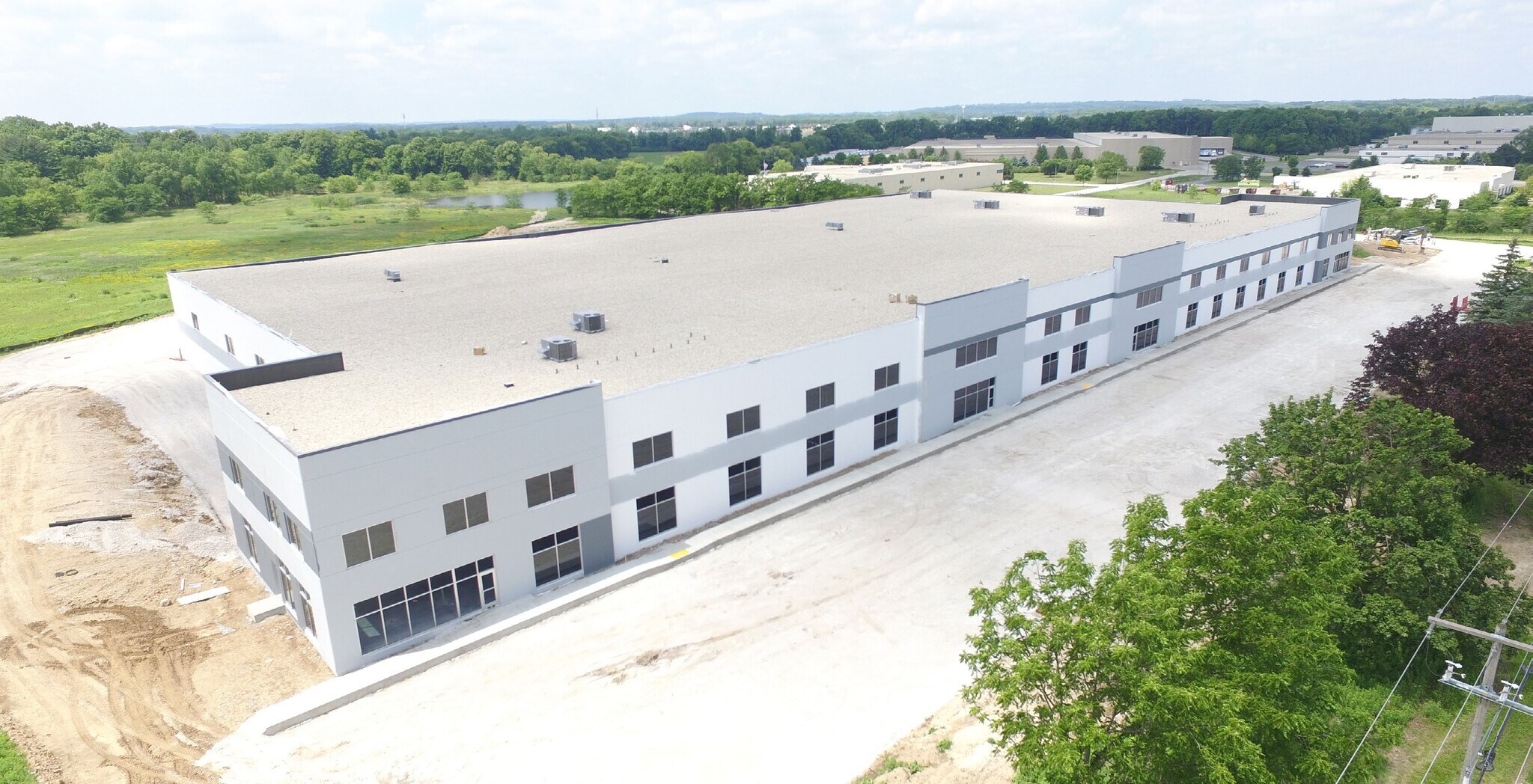 W220N5603 Town Line Rd, Sussex, WI for lease Construction Photo- Image 1 of 5