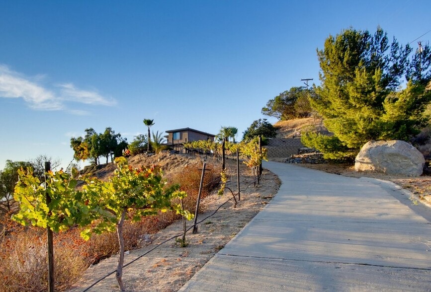 16850 Old Survey Rd, Escondido, CA for sale - Building Photo - Image 3 of 41