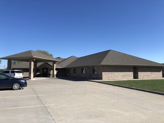 More details for 510 Weller St, Macon, MO - Health Care for Sale