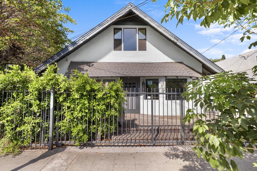 751 N Virgil Ave, Los Angeles, CA for sale - Building Photo - Image 2 of 28