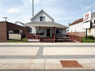 More details for 613 E La Salle Ave, Barron, WI - Retail for Sale