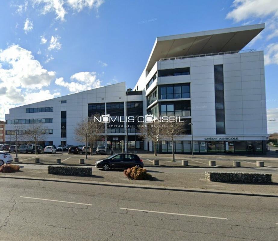 Office in Muret for sale Building Photo- Image 1 of 14