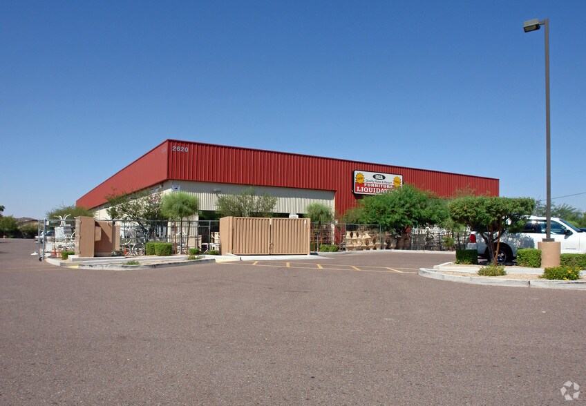 2620 E Greenway Rd, Phoenix, AZ à louer - Photo principale - Image 1 de 2