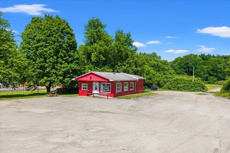 20 Main St, Windsor Township, NY à vendre - Photo du bâtiment - Image 2 de 18