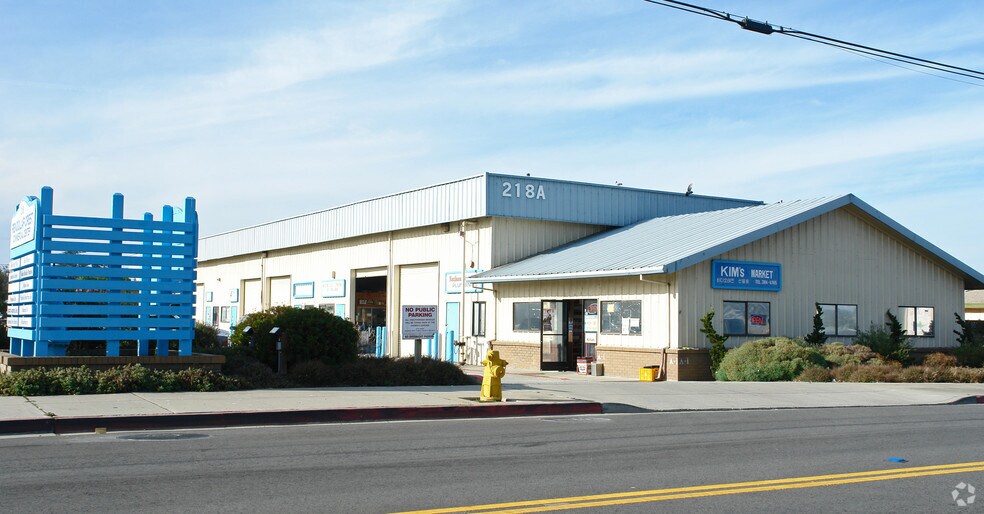 218 Reindollar Ave, Marina, CA à louer - Photo du bâtiment - Image 2 de 4