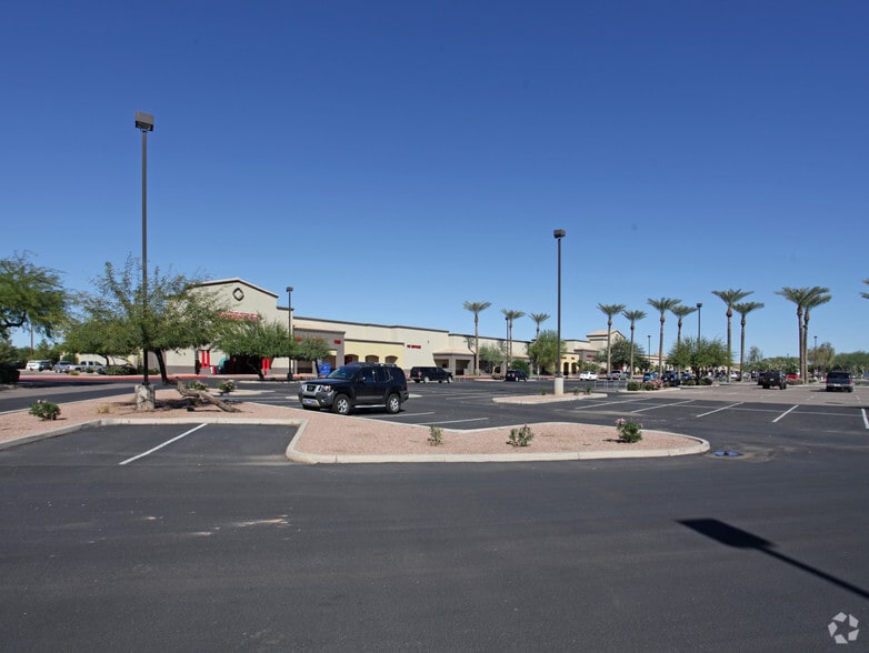 2820-2980 S Alma School Rd, Chandler, AZ à louer - Photo du bâtiment - Image 1 de 6