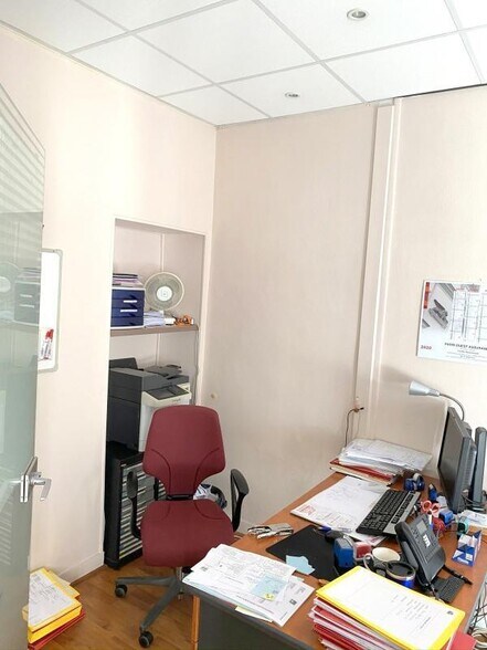 Bureau dans Versailles à vendre - Photo intérieure - Image 3 de 10