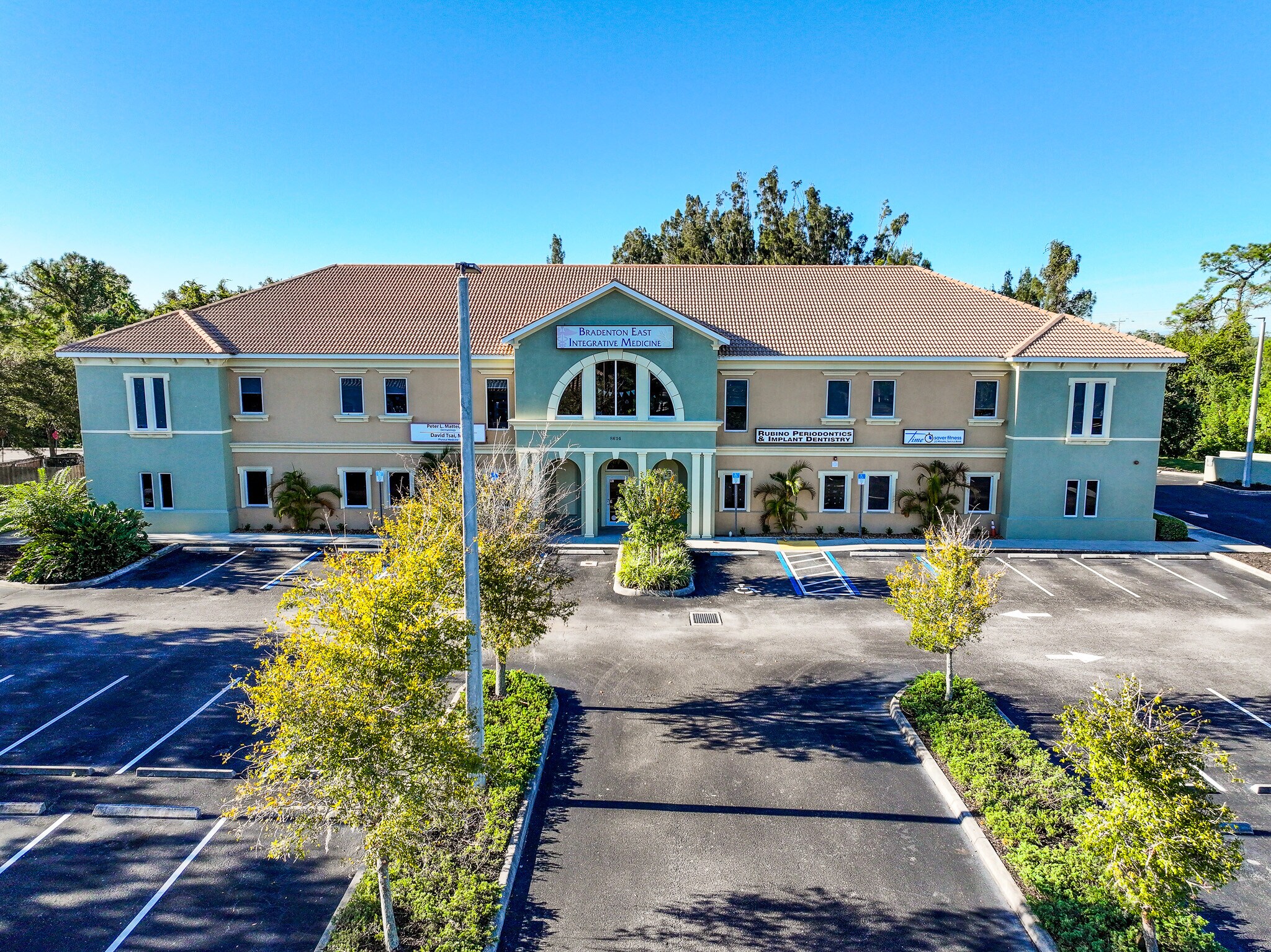 8614 State Road 70 E, Bradenton, FL à vendre Photo du bâtiment- Image 1 de 15