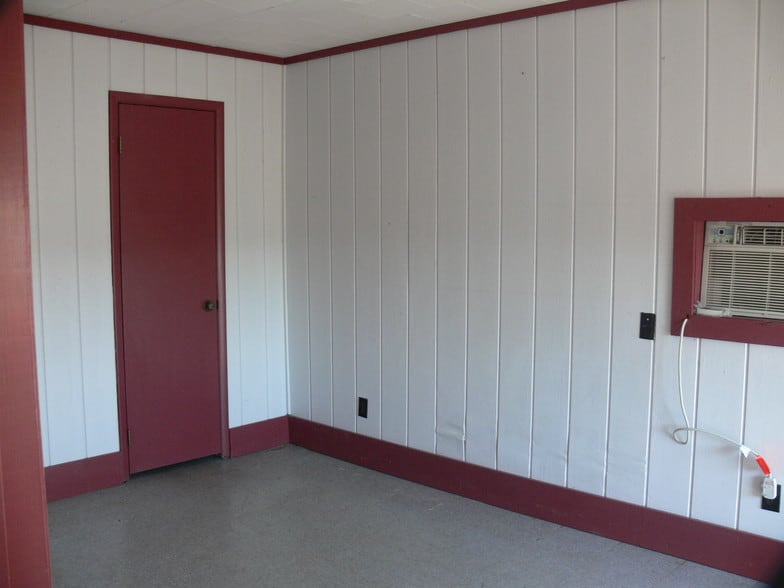 3208 Hwy 21 S, Oxford, AL for lease - Interior Photo - Image 3 of 4