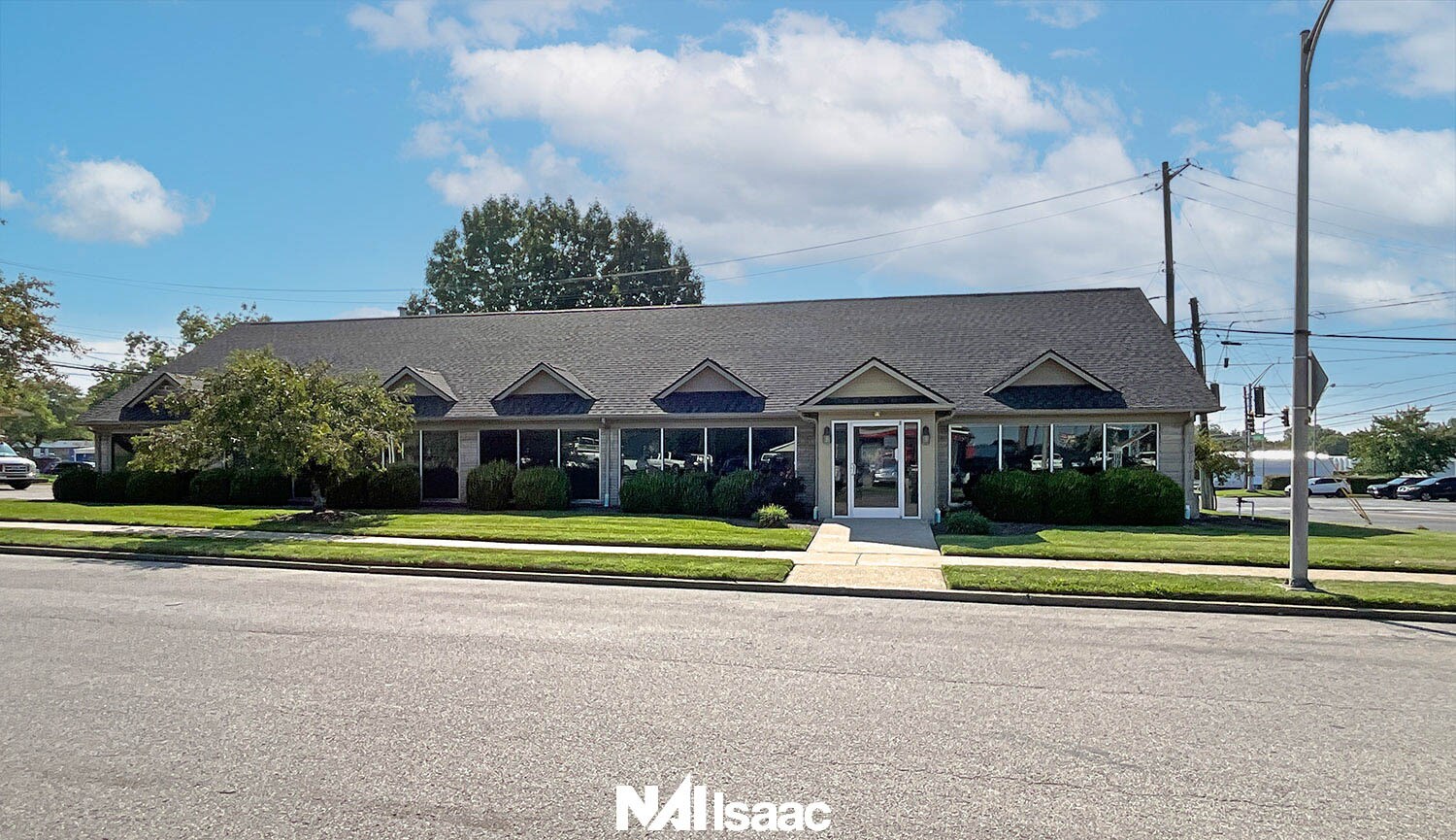 1316 Versailles Rd, Lexington, KY à vendre Photo du bâtiment- Image 1 de 12