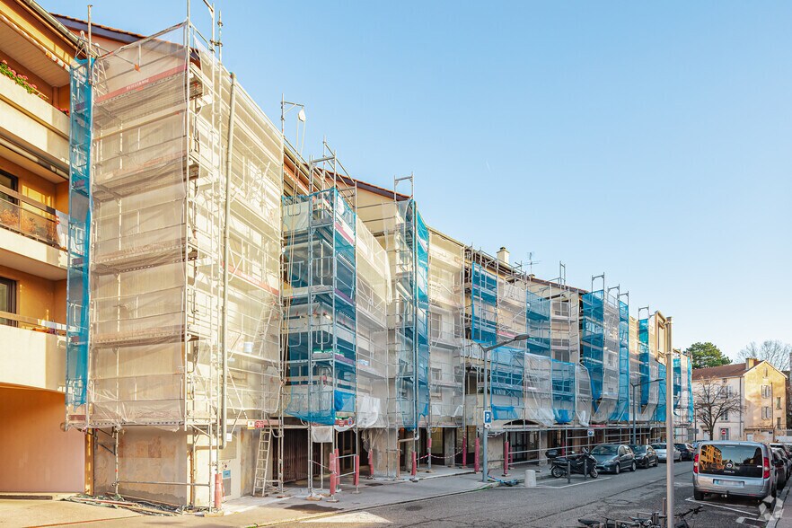 Multifamily in Lyon for sale - Building Photo - Image 2 of 2