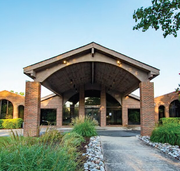 411-511 N Wendover Rd, Charlotte, NC à louer - Photo du bâtiment - Image 3 de 17