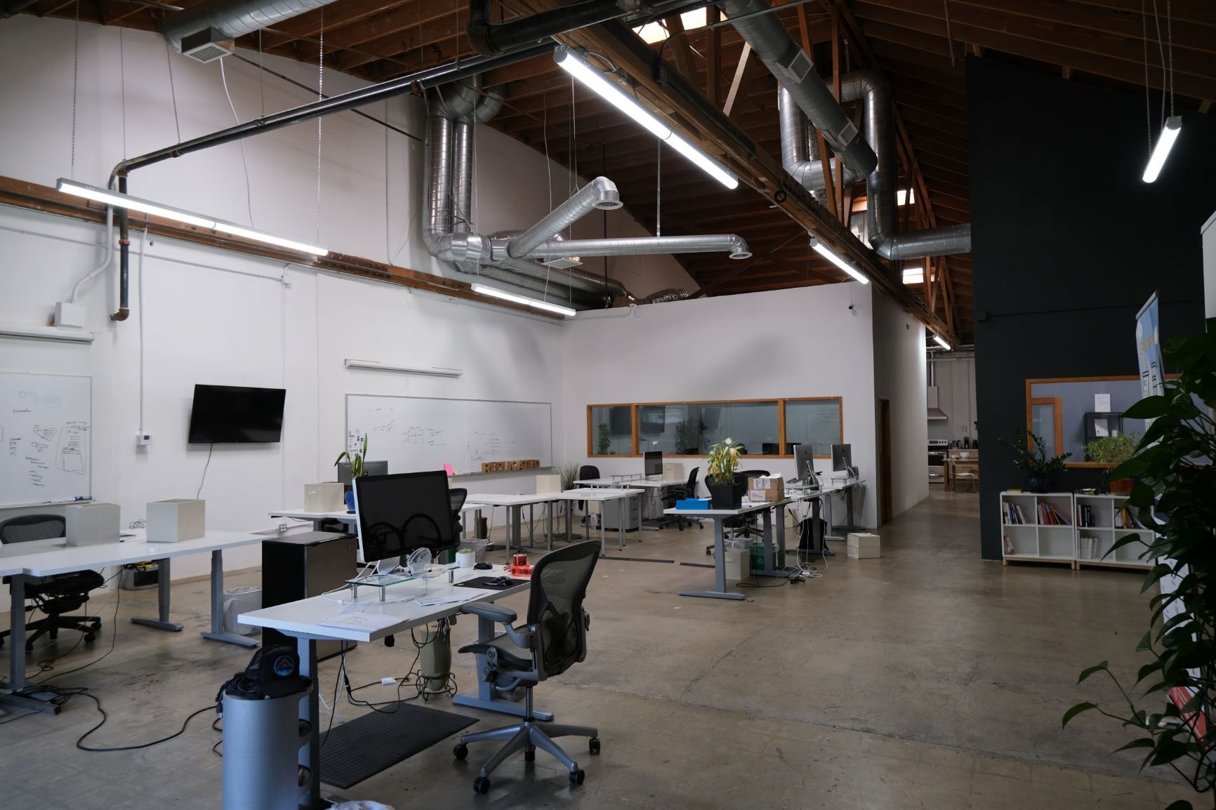 5913-5915 Blackwelder St, Culver City, CA for lease Primary Photo- Image 1 of 15