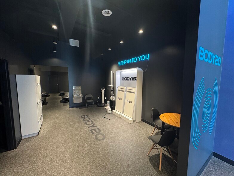 13351 Rock Wren Ln, Riverton, UT à louer - Photo du bâtiment - Image 3 de 6