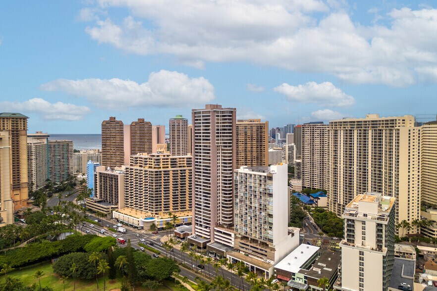 1910 Ala Moana Blvd, Honolulu, HI à louer - Aérien - Image 2 de 5