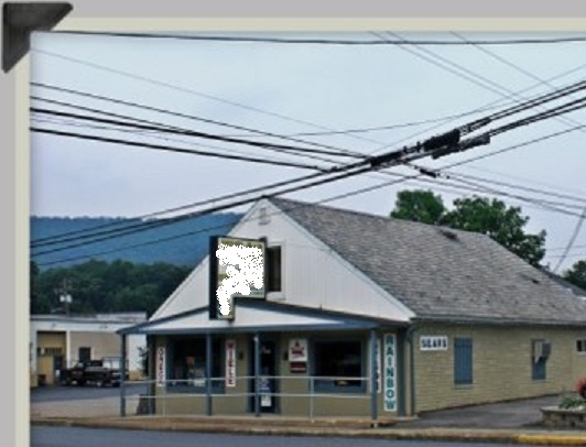 67 Park Ave, Wind Gap, PA à vendre - Photo principale - Image 1 de 1