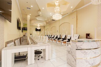 2400 S Rancho Dr, Las Vegas, NV for lease Interior Photo- Image 2 of 10